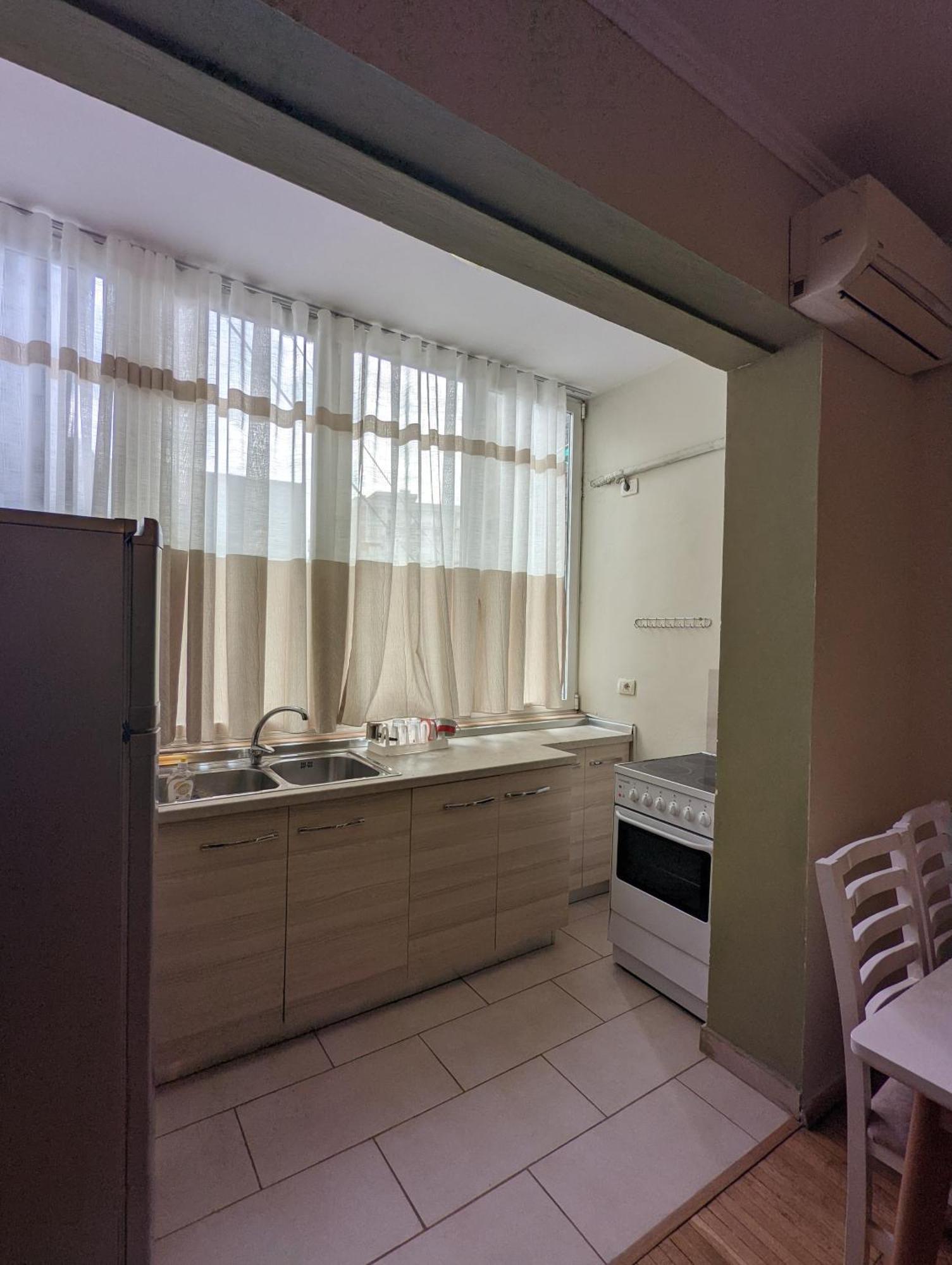 Vintage Apartment In Center Tirana Exteriör bild