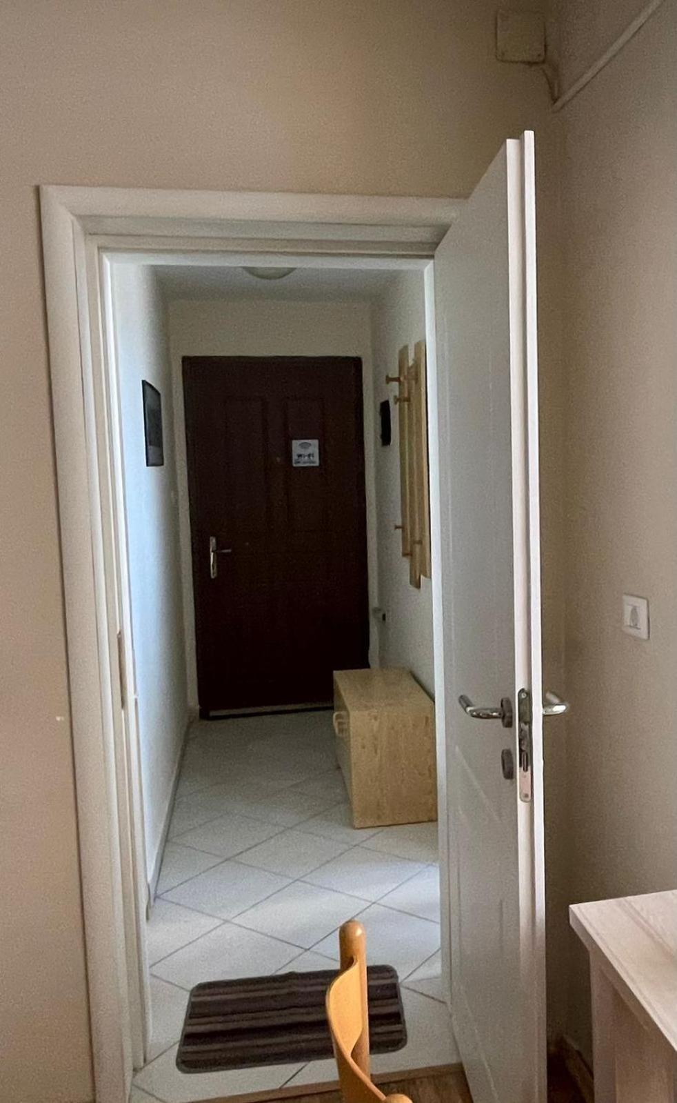 Vintage Apartment In Center Tirana Exteriör bild
