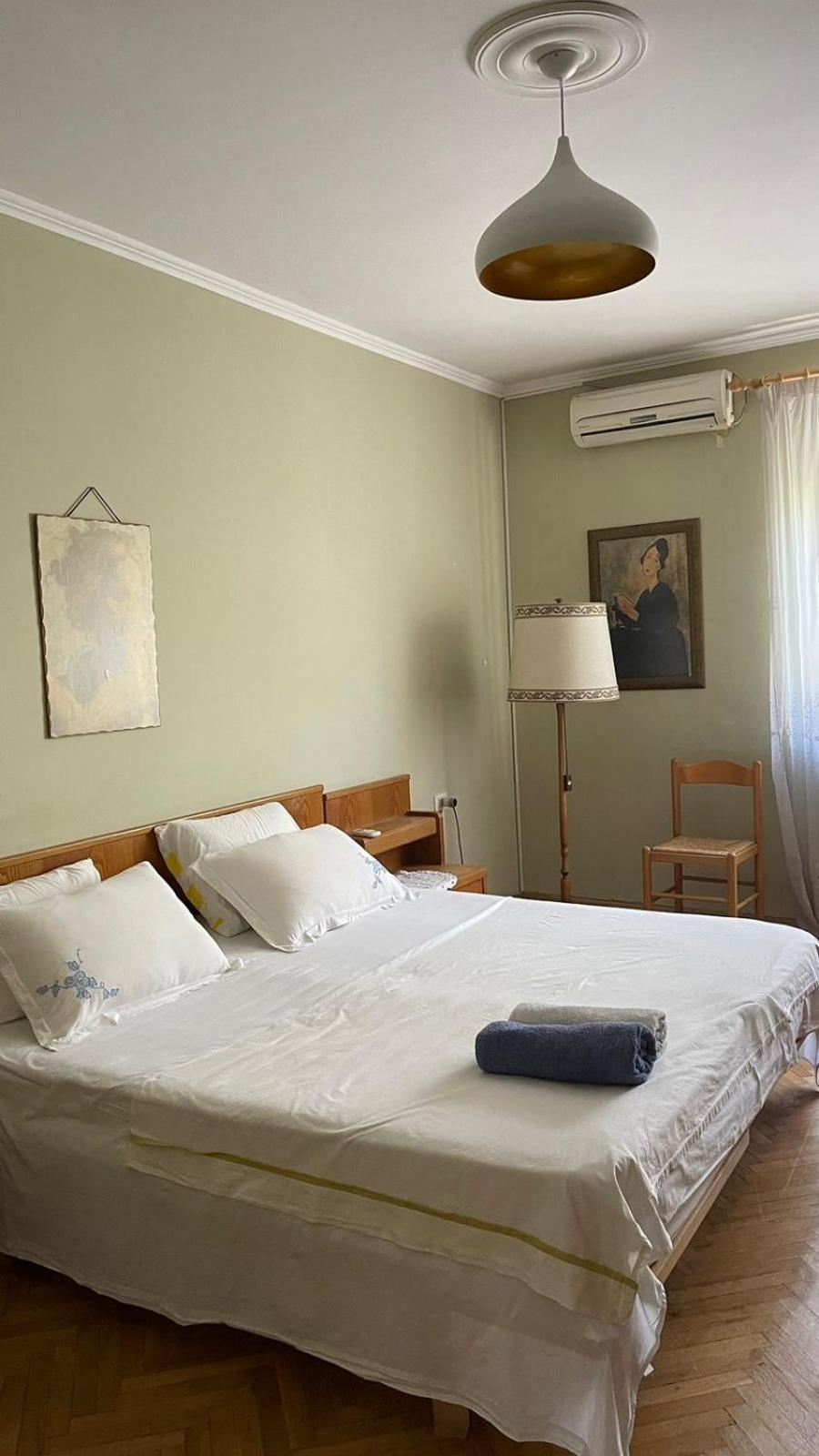 Vintage Apartment In Center Tirana Exteriör bild